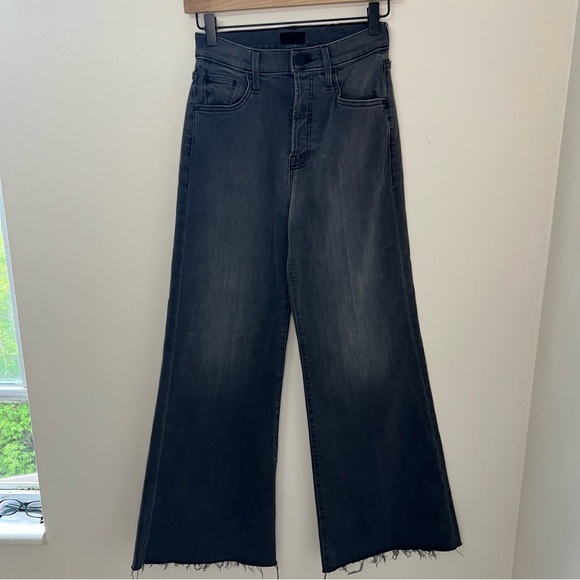 MOTHER Black Jeans The Tomcat Roller Fray Women's Size 25 Dark Flare Wide Leg - Picture 3 of 10